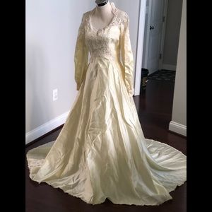 Vintage Deep Champagne Color Wedding Dress